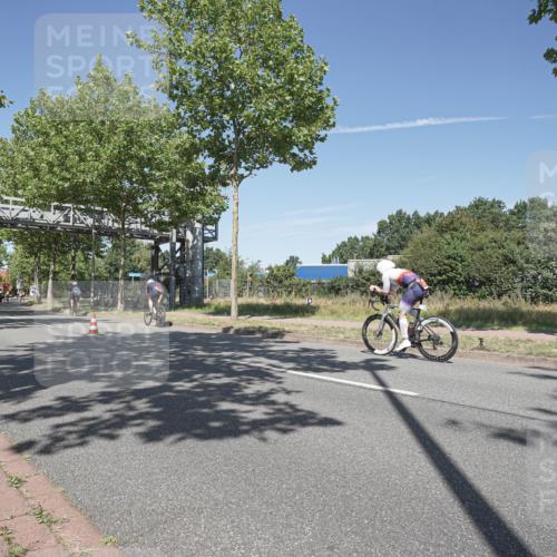09.08.2026 - GEWOBA Citytriathlon Bremen Michael Burmester http://msf.ph/oto/9955632 09.08.2026 12:22:33 Radfahren 681, 696, 787, 803, 805, 956 meine-sportfotos.de