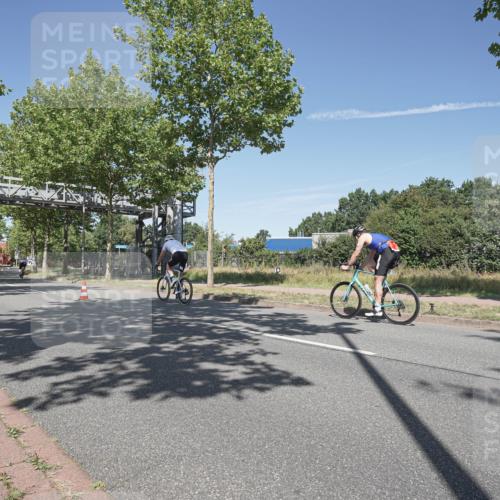 09.08.2026 - GEWOBA Citytriathlon Bremen Michael Burmester http://msf.ph/oto/9955714 09.08.2026 12:24:39 Radfahren 601, 620, 671, 720, 770, 776, 1152 meine-sportfotos.de