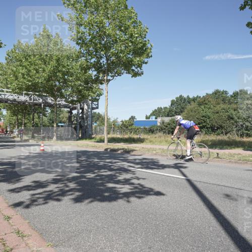 09.08.2026 - GEWOBA Citytriathlon Bremen Michael Burmester http://msf.ph/oto/9955869 09.08.2026 12:28:15 Radfahren 549, 631, 661, 666, 676, 690, 862, 951, 1002, 1148 meine-sportfotos.de