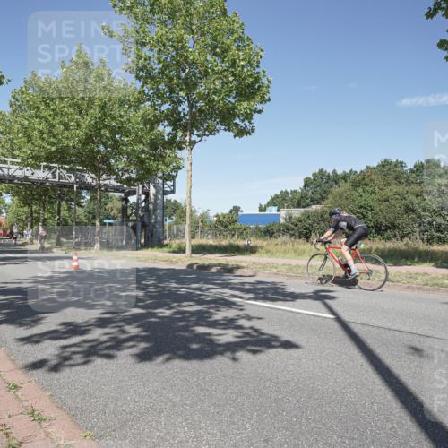 09.08.2026 - GEWOBA Citytriathlon Bremen Michael Burmester http://msf.ph/oto/9955929 09.08.2026 12:29:43 Radfahren 618, 641, 642, 697, 825, 999, 1011 meine-sportfotos.de