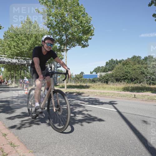 09.08.2026 - GEWOBA Citytriathlon Bremen Michael Burmester http://msf.ph/oto/9955937 09.08.2026 12:29:50 Radfahren 616, 618, 641, 642, 963, 964, 1011 meine-sportfotos.de