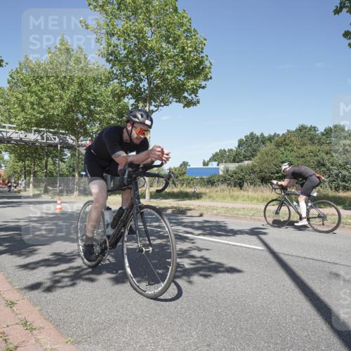 09.08.2026 - GEWOBA Citytriathlon Bremen Michael Burmester http://msf.ph/oto/9956003 09.08.2026 12:31:39 Radfahren 561, 606, 613, 647 meine-sportfotos.de
