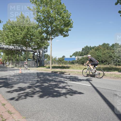 09.08.2026 - GEWOBA Citytriathlon Bremen Michael Burmester http://msf.ph/oto/9956006 09.08.2026 12:31:45 Radfahren 606, 613, 647, 735, 799 meine-sportfotos.de