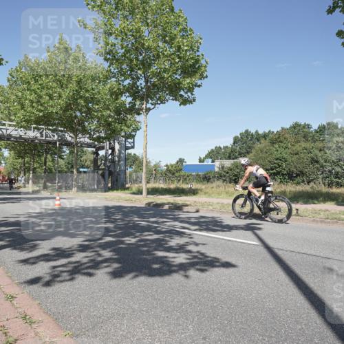 09.08.2026 - GEWOBA Citytriathlon Bremen Michael Burmester http://msf.ph/oto/9956009 09.08.2026 12:31:49 Radfahren 613, 647, 735, 799, 883 meine-sportfotos.de