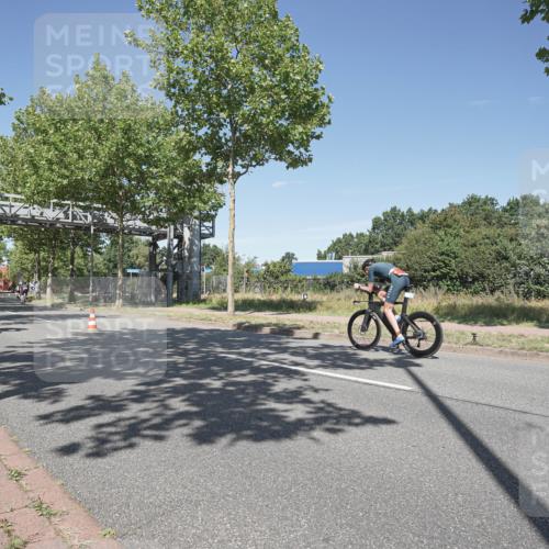 09.08.2026 - GEWOBA Citytriathlon Bremen Michael Burmester http://msf.ph/oto/9956029 09.08.2026 12:32:38 Radfahren 590, 594, 680, 874, 983, 1008 meine-sportfotos.de