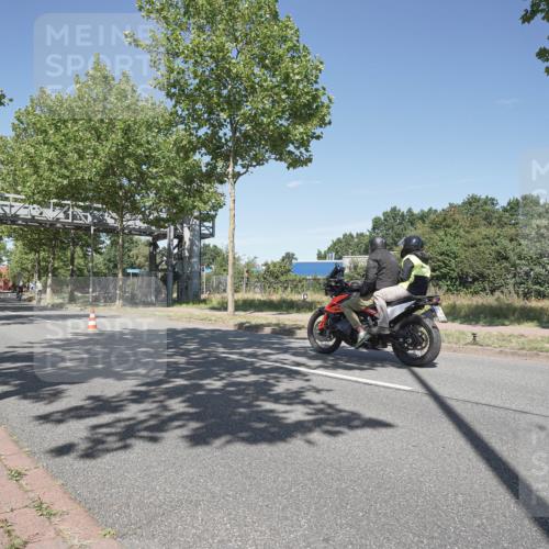 09.08.2026 - GEWOBA Citytriathlon Bremen Michael Burmester http://msf.ph/oto/9956050 09.08.2026 12:33:24 Radfahren 730, 769, 879, 880, 1133 meine-sportfotos.de