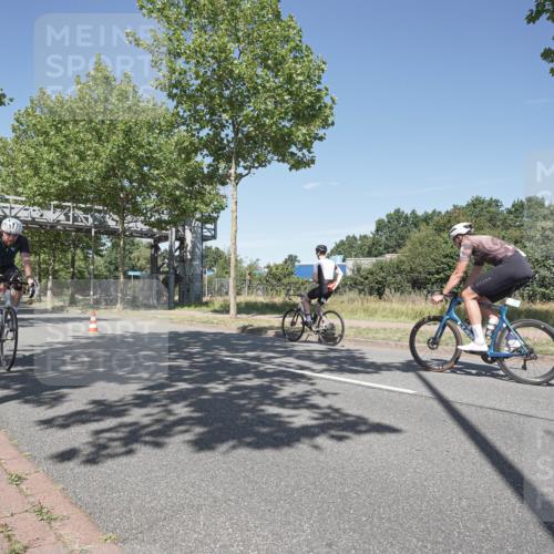 09.08.2026 - GEWOBA Citytriathlon Bremen Michael Burmester http://msf.ph/oto/9956077 09.08.2026 12:34:08 Radfahren 545, 655, 877, 914, 1015, 1143, 1158 meine-sportfotos.de