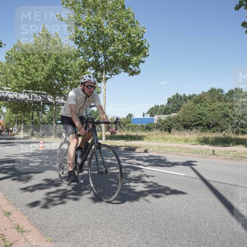 09.08.2026 - GEWOBA Citytriathlon Bremen Michael Burmester http://msf.ph/oto/9956192 09.08.2026 12:36:51 Radfahren 699, 823, 861, 943, 970, 1005, 1147 meine-sportfotos.de