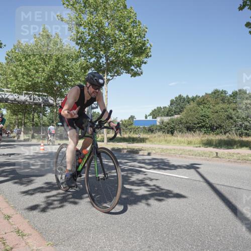 09.08.2026 - GEWOBA Citytriathlon Bremen Michael Burmester http://msf.ph/oto/9956219 09.08.2026 12:37:31 Radfahren 604, 627, 639, 678, 727, 792, 816, 839, 935, 938, 1109 meine-sportfotos.de