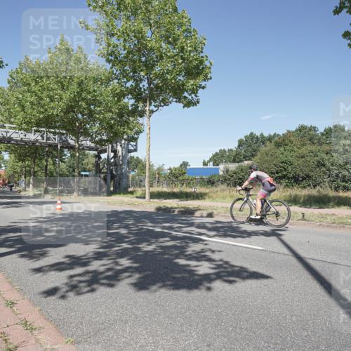 09.08.2026 - GEWOBA Citytriathlon Bremen Michael Burmester http://msf.ph/oto/9956287 09.08.2026 12:39:26 Radfahren 656, 664, 705, 783, 817 meine-sportfotos.de