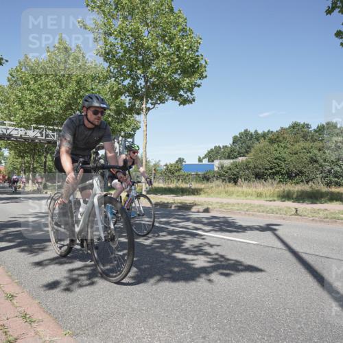09.08.2026 - GEWOBA Citytriathlon Bremen Michael Burmester http://msf.ph/oto/9956306 09.08.2026 12:39:47 Radfahren 612, 693, 834, 840, 871, 896, 923, 998, 1154 meine-sportfotos.de