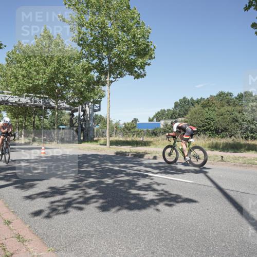 09.08.2026 - GEWOBA Citytriathlon Bremen Michael Burmester http://msf.ph/oto/9956309 09.08.2026 12:39:55 Radfahren 675, 693, 696, 796, 840, 876, 923, 968, 972, 998, 1012, 1120, 1154 meine-sportfotos.de