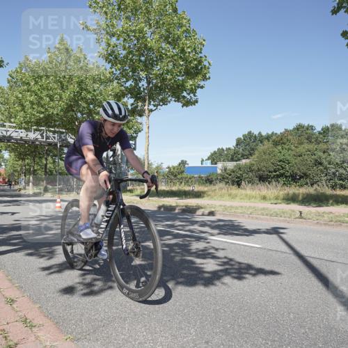 09.08.2026 - GEWOBA Citytriathlon Bremen Michael Burmester http://msf.ph/oto/9956338 09.08.2026 12:40:27 Radfahren 626, 671, 701, 707, 743, 789, 809, 819, 888, 919, 953, 954, 1115, 1127 meine-sportfotos.de