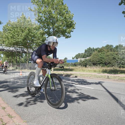 09.08.2026 - GEWOBA Citytriathlon Bremen Michael Burmester http://msf.ph/oto/9956376 09.08.2026 12:41:29 Radfahren 548, 602, 702, 711, 740, 767, 915, 933, 982, 1020, 1159 meine-sportfotos.de