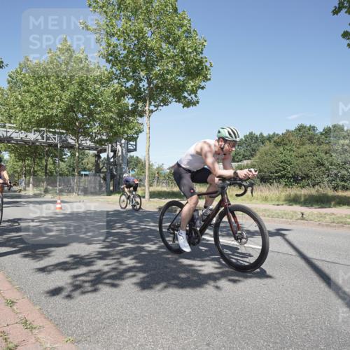 09.08.2026 - GEWOBA Citytriathlon Bremen Michael Burmester http://msf.ph/oto/9956378 09.08.2026 12:41:30 Radfahren 548, 602, 702, 711, 740, 767, 915, 933, 940, 982, 1020, 1159 meine-sportfotos.de
