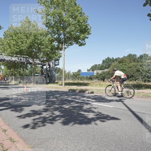09.08.2026 - GEWOBA Citytriathlon Bremen Michael Burmester http://msf.ph/oto/9956387 09.08.2026 12:41:40 Radfahren 602, 718, 731, 740, 766, 767, 873, 915, 933, 940, 1121, 1159 meine-sportfotos.de