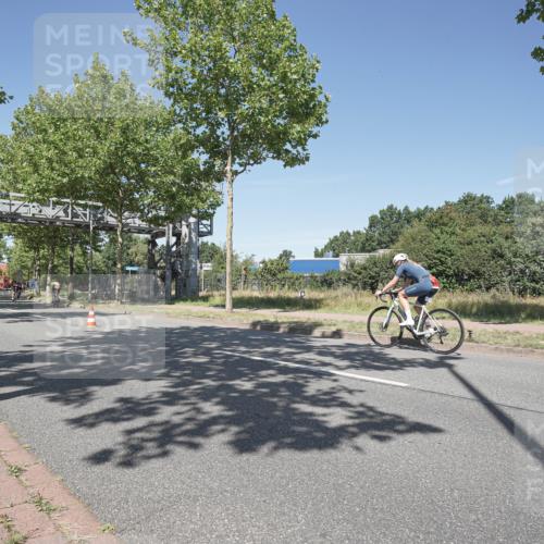 09.08.2026 - GEWOBA Citytriathlon Bremen Michael Burmester http://msf.ph/oto/9956473 09.08.2026 12:43:54 Radfahren 633, 951, 1125 meine-sportfotos.de