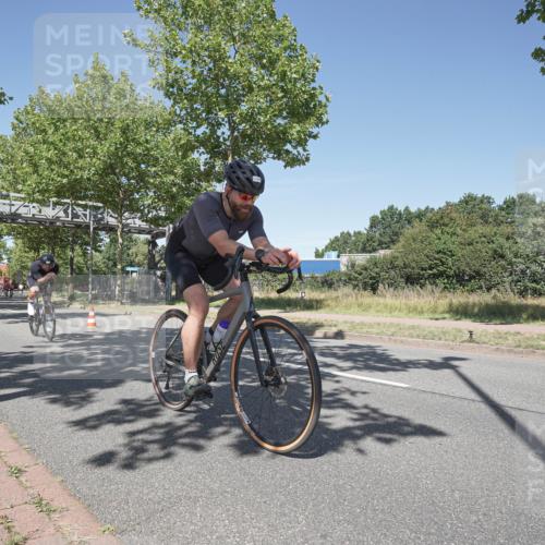 09.08.2026 - GEWOBA Citytriathlon Bremen Michael Burmester http://msf.ph/oto/9956512 09.08.2026 12:44:51 Radfahren 666, 729, 813, 831, 842, 936, 941, 985, 1117 meine-sportfotos.de
