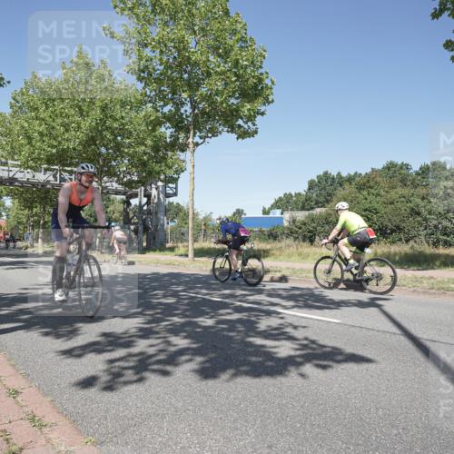 09.08.2026 - GEWOBA Citytriathlon Bremen Michael Burmester http://msf.ph/oto/9956524 09.08.2026 12:45:02 Radfahren 556, 607, 631, 666, 690, 729, 813, 831, 842, 843, 853, 862, 941, 985, 1117 meine-sportfotos.de