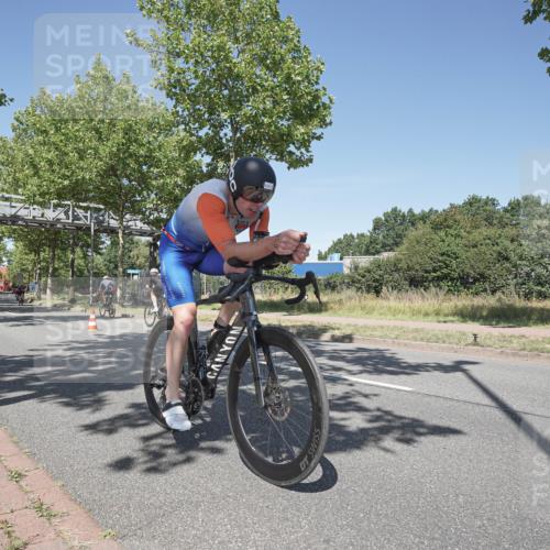 09.08.2026 - GEWOBA Citytriathlon Bremen Michael Burmester http://msf.ph/oto/9956579 09.08.2026 12:46:36 Radfahren 575, 579, 650, 652, 958 meine-sportfotos.de