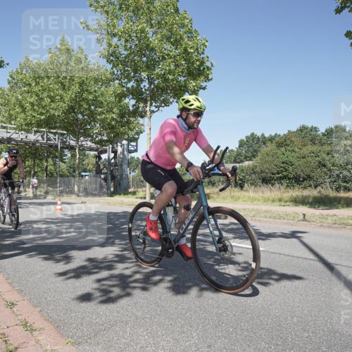 09.08.2026 - GEWOBA Citytriathlon Bremen Michael Burmester http://msf.ph/oto/9956584 09.08.2026 12:46:43 Radfahren 112, 579, 591, 616, 650, 652, 692 meine-sportfotos.de