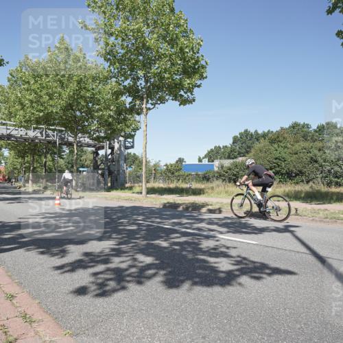 09.08.2026 - GEWOBA Citytriathlon Bremen Michael Burmester http://msf.ph/oto/9956590 09.08.2026 12:46:54 Radfahren 112, 579, 580, 591, 616, 692 meine-sportfotos.de