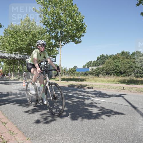 09.08.2026 - GEWOBA Citytriathlon Bremen Michael Burmester http://msf.ph/oto/9956626 09.08.2026 12:47:54 Radfahren 618, 719, 735, 883, 904, 1103 meine-sportfotos.de
