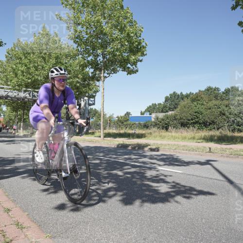 09.08.2026 - GEWOBA Citytriathlon Bremen Michael Burmester http://msf.ph/oto/9956686 09.08.2026 12:49:28 Radfahren 569, 583, 710, 757, 765, 803, 963, 983, 999, 1160 meine-sportfotos.de