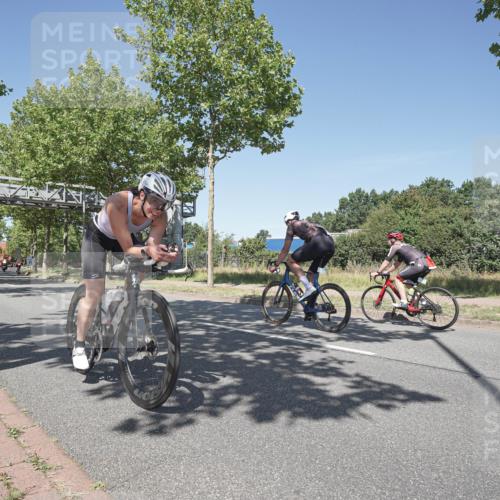 09.08.2026 - GEWOBA Citytriathlon Bremen Michael Burmester http://msf.ph/oto/9956687 09.08.2026 12:49:30 Radfahren 569, 583, 710, 757, 803, 924, 963, 983, 1160 meine-sportfotos.de