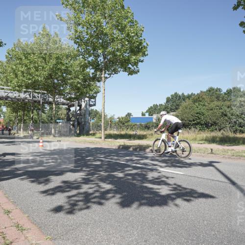 09.08.2026 - GEWOBA Citytriathlon Bremen Michael Burmester http://msf.ph/oto/9956705 09.08.2026 12:50:03 Radfahren 557, 590, 686, 773, 777, 784, 875, 946, 967, 1008 meine-sportfotos.de