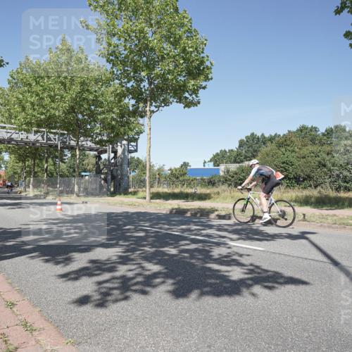 09.08.2026 - GEWOBA Citytriathlon Bremen Michael Burmester http://msf.ph/oto/9956709 09.08.2026 12:50:06 Radfahren 557, 590, 686, 773, 777, 784, 875, 947, 967, 1008, 1145 meine-sportfotos.de