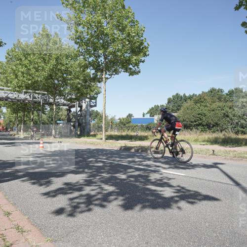 09.08.2026 - GEWOBA Citytriathlon Bremen Michael Burmester http://msf.ph/oto/9956751 09.08.2026 12:51:23 Radfahren 606, 880, 884, 1019 meine-sportfotos.de