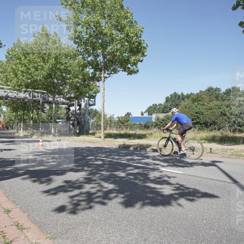 09.08.2026 - GEWOBA Citytriathlon Bremen Michael Burmester http://msf.ph/oto/9956770 09.08.2026 12:51:44 Radfahren 560, 562, 595, 668, 756, 787, 877, 909, 914, 1013, 1110, 1143, 1155 meine-sportfotos.de
