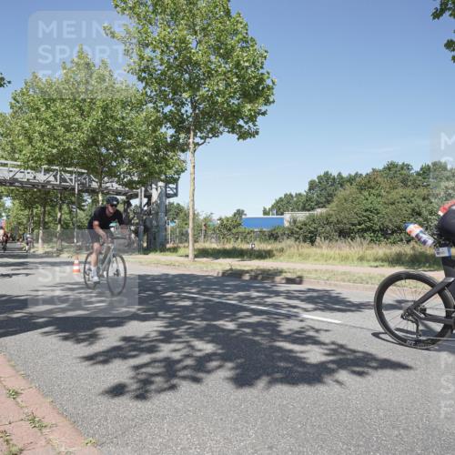 09.08.2026 - GEWOBA Citytriathlon Bremen Michael Burmester http://msf.ph/oto/9956791 09.08.2026 12:52:15 Radfahren 679, 682, 717, 750, 820, 826, 979, 1130 meine-sportfotos.de