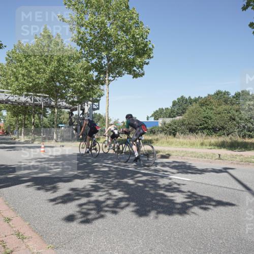 09.08.2026 - GEWOBA Citytriathlon Bremen Michael Burmester http://msf.ph/oto/9956828 09.08.2026 12:53:13 Radfahren 555, 600, 604, 748, 855, 920, 921, 1015, 1129 meine-sportfotos.de