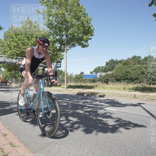 09.08.2026 - GEWOBA Citytriathlon Bremen Michael Burmester http://msf.ph/oto/9956855 09.08.2026 12:53:48 Radfahren 638, 749, 814, 823, 869, 901 meine-sportfotos.de