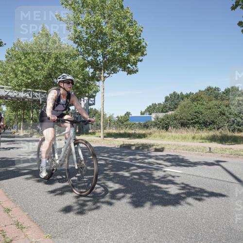 09.08.2026 - GEWOBA Citytriathlon Bremen Michael Burmester http://msf.ph/oto/9956874 09.08.2026 12:54:13 Radfahren 552, 566, 577, 728, 781, 788, 790, 792, 804, 846, 861, 895, 939, 981, 1006, 1101, 1119, 1124, 1138 meine-sportfotos.de