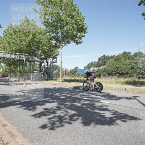 09.08.2026 - GEWOBA Citytriathlon Bremen Michael Burmester http://msf.ph/oto/9957036 09.08.2026 12:58:06 Radfahren 548, 578, 602, 625, 651, 718, 809, 931, 943, 954, 976, 998, 1003, 1121, 1154 meine-sportfotos.de