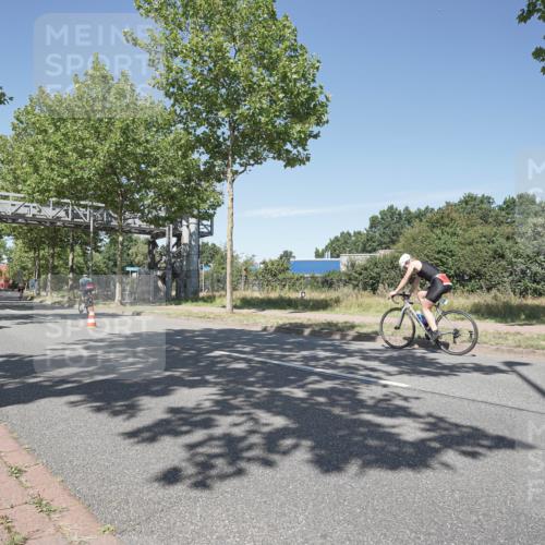 09.08.2026 - GEWOBA Citytriathlon Bremen Michael Burmester http://msf.ph/oto/9957059 09.08.2026 12:58:57 Radfahren 626, 1148 meine-sportfotos.de