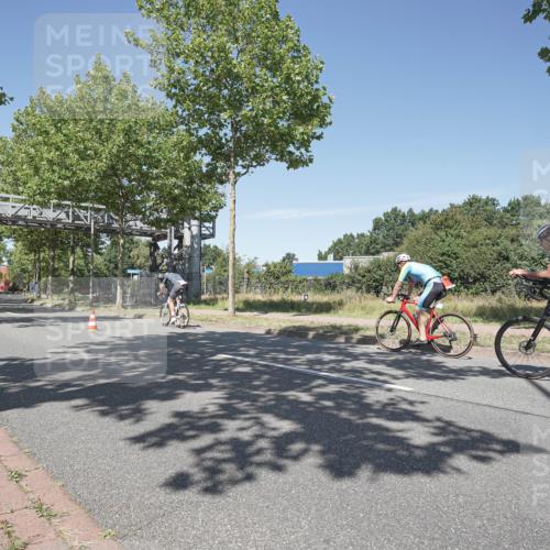 09.08.2026 - GEWOBA Citytriathlon Bremen Michael Burmester http://msf.ph/oto/9957076 09.08.2026 12:59:33 Radfahren 635, 658, 693, 712, 805, 817 meine-sportfotos.de