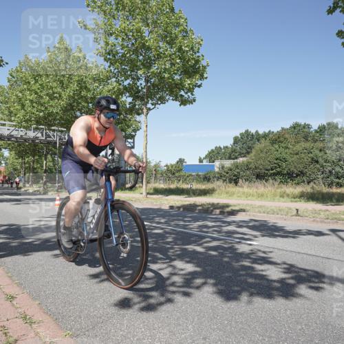 09.08.2026 - GEWOBA Citytriathlon Bremen Michael Burmester http://msf.ph/oto/9957228 09.08.2026 13:02:53 Radfahren 549, 597, 654, 681, 1105 meine-sportfotos.de