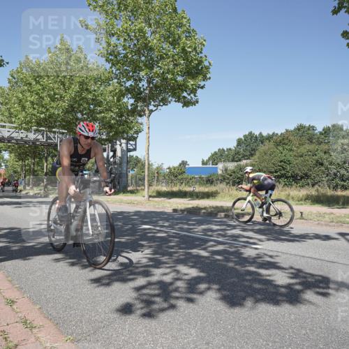 09.08.2026 - GEWOBA Citytriathlon Bremen Michael Burmester http://msf.ph/oto/9957279 09.08.2026 13:04:11 Radfahren 662, 853, 883, 941, 955, 996, 1001, 1108 meine-sportfotos.de
