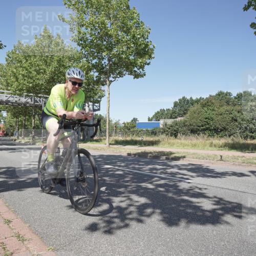 09.08.2026 - GEWOBA Citytriathlon Bremen Michael Burmester http://msf.ph/oto/9957298 09.08.2026 13:04:51 Radfahren 738, 747, 773, 777, 856, 908, 1160 meine-sportfotos.de