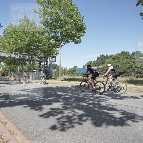 09.08.2026 - GEWOBA Citytriathlon Bremen Michael Burmester http://msf.ph/oto/9957331 09.08.2026 13:05:52 Radfahren 561, 593, 618, 913, 958, 1116, 1145 meine-sportfotos.de