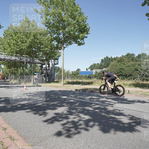 09.08.2026 - GEWOBA Citytriathlon Bremen Michael Burmester http://msf.ph/oto/9957386 09.08.2026 13:07:47 Radfahren 590, 648, 875, 932 meine-sportfotos.de