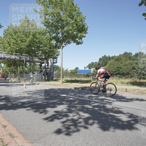 09.08.2026 - GEWOBA Citytriathlon Bremen Michael Burmester http://msf.ph/oto/9957425 09.08.2026 13:08:58 Radfahren 589, 594, 641, 899, 1133 meine-sportfotos.de
