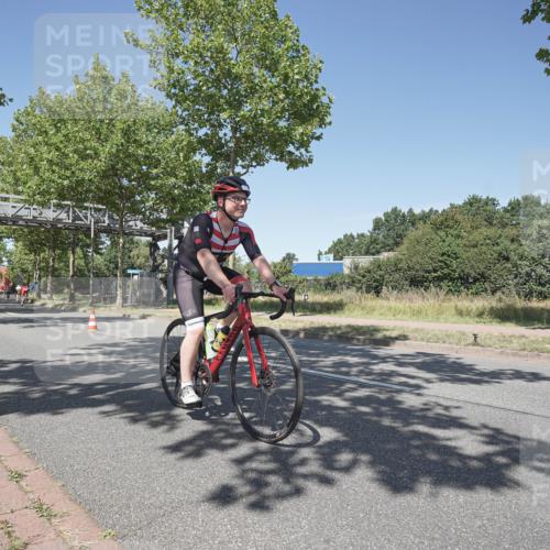 09.08.2026 - GEWOBA Citytriathlon Bremen Michael Burmester http://msf.ph/oto/9957430 09.08.2026 13:09:07 Radfahren 589, 724, 795, 899, 1133, 1143 meine-sportfotos.de