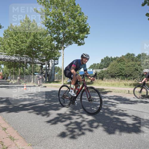 09.08.2026 - GEWOBA Citytriathlon Bremen Michael Burmester http://msf.ph/oto/9957463 09.08.2026 13:10:05 Radfahren 545, 739, 778, 799, 807, 880, 1130 meine-sportfotos.de