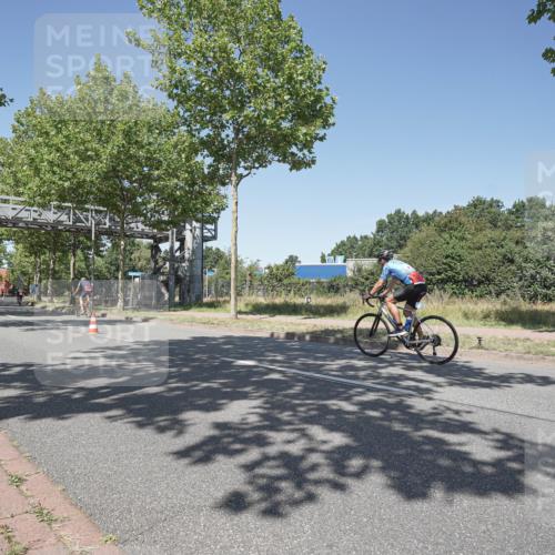 09.08.2026 - GEWOBA Citytriathlon Bremen Michael Burmester http://msf.ph/oto/9957467 09.08.2026 13:10:10 Radfahren 545, 778, 799, 807, 1130 meine-sportfotos.de