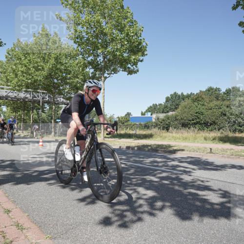09.08.2026 - GEWOBA Citytriathlon Bremen Michael Burmester http://msf.ph/oto/9957496 09.08.2026 13:11:00 Radfahren 598, 600, 615, 749, 750, 794, 884, 964, 993 meine-sportfotos.de